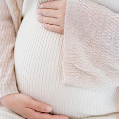 盖茨的发言人曾🕒俄罗斯代孕多少钱对此回应👎🥏称，这些指控“🇵🇸👫